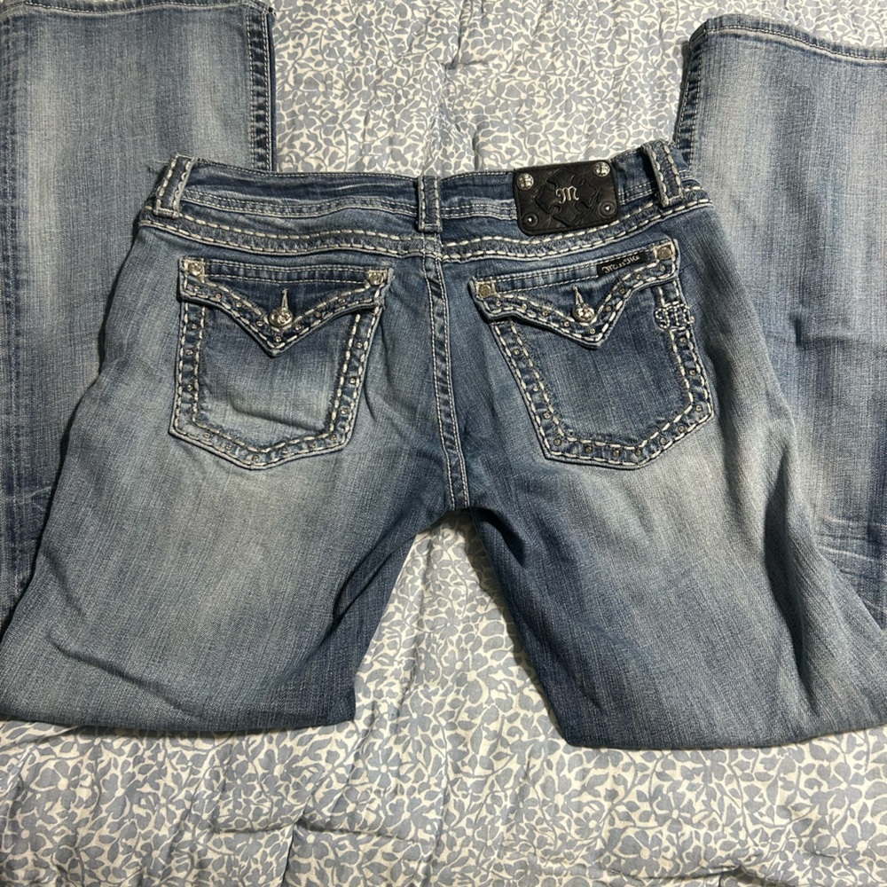 MissMe jeans great condition. 2 stones are missing on belt tag.